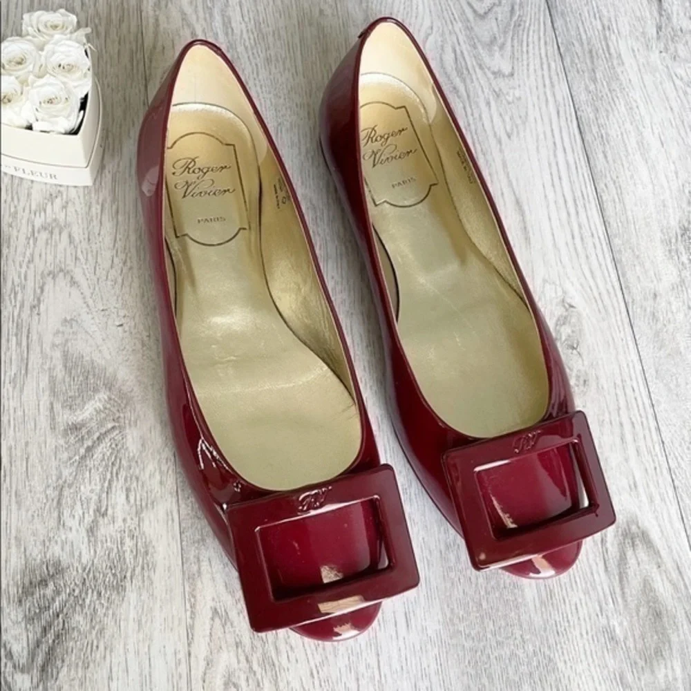 🆕 Roger Vivier Logo Buckle Patent Leather Ballet Flats Current Collection - Picture 6 of 16